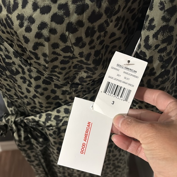 GOOD AMERICAN the sage leopard wrap dress - Picture 4 of 4